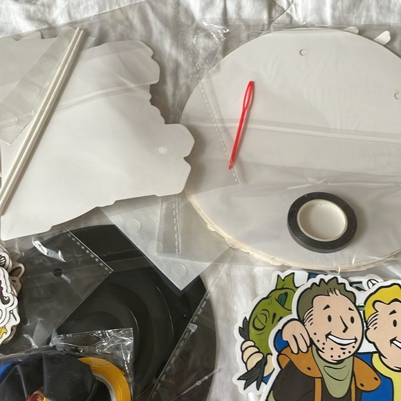 Fallout Shelter Party Supplies - Picture 5 of 6